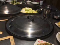 -屯老二农家铁锅炖·行业领军者(梅江店)