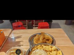 -柳州肥姨妈大骨螺蛳粉(沙河店)