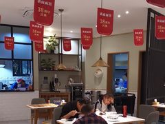 -镇南锅盖面馆(解放路店)