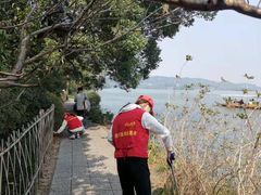 -苏堤停车场