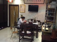 -莱蔻·圣灸堂·推拿艾灸(天山店)