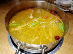 酸萝卜鸭架汤-荣波烤鸭(新世纪百货店)