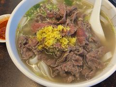 -潮镇老尾牛杂(环城西路店)