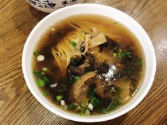 -朱鸿兴面馆(镇湖店)