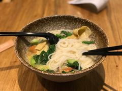 -蒙自源米线(虎门国际购物中心店)