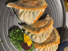 香煎黄金韭菜饺-晓粤·惹味粤菜(凯德乐峰广场店)