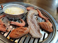 厚切五花肉-·缸桶屋·韩式牛肋条自助烤肉(西湖D11店)