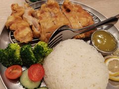 -佰搭果·广式茶餐厅(西华路店)