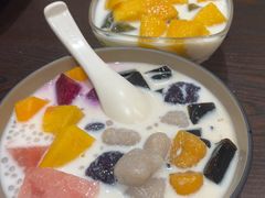 芋圆芒果龟苓宝-香港龟正盅 手作糖水甜品龟苓膏(千灯湖环宇城店)
