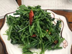 -伊源鼎盛餐饮服务有限公司