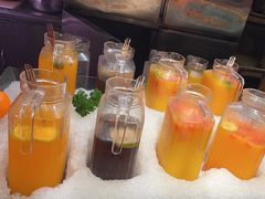 -领鲜活海鲜榴莲自助火锅(东门店)