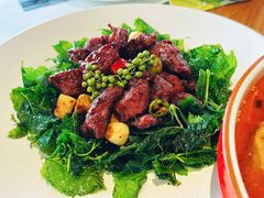 九层塔牛肉粒-青梅酒肆PLUS(长白仙岛北路店)