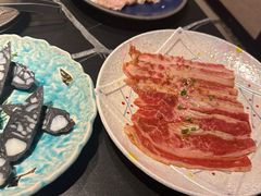 -山川小町·极番烧肉(新地假日广场店)