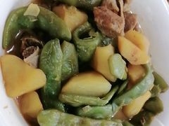 老家排骨炖豆角-鹤乡东北菜(崮山路店)