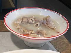 -尚尚仙·酸汤猪手·猪肚鸡火锅(华联万柳购物中心店)