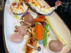香焗龙虾配自制黑松露酱-上海苏宁宝丽嘉酒店·Cafe Bellagio西餐厅