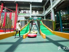 -蒙特利亲子乐园