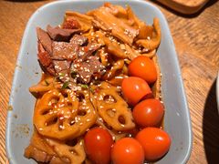 -蜜桃餐厅·伴山(湖滨商业街店)