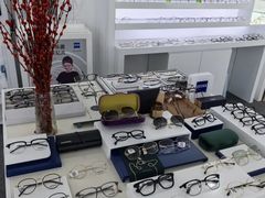 -浮光眼镜·蔡司视觉合作·数字验配中心(陆家嘴店)