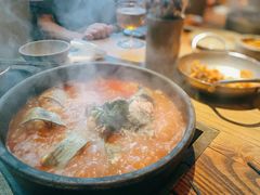 酸汤鱼-毛辣果·酸