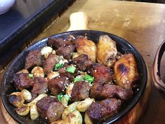 -老东镇啤酒屋海鲜加工·蒸汽海鲜·海鲜烧烤(台东店)