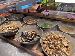 -山焱·炭火自助烤肉(周浦万达店)