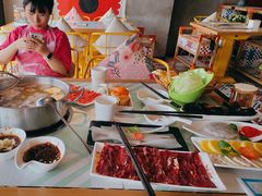 -花田煮鲜牛肉火锅(钟楼众汇店)