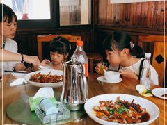 -芦茨金富饭庄·25年老字号·专做稻草鸡