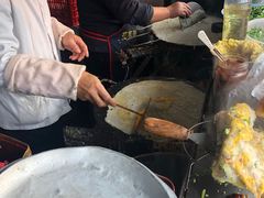 -正宗杂粮煎饼香软鸡蛋饼
