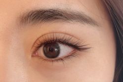 -爱美睫美甲会馆