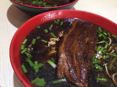 -小龙大肉面馆