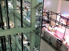 -鸿通城购物中心