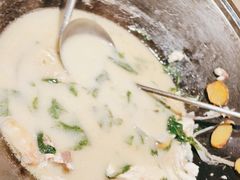 -陈大锅·岳阳鱼馆·地道岳阳菜(美食街店)