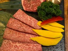 -炼火烤肉店
