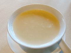 生磨蛋白杏仁茶-三号黄浦会Canton Table