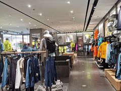 -ARC'TERYX始祖鸟(北京王府中环店)