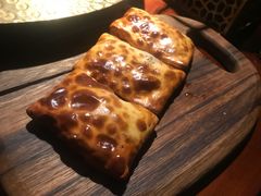 西域馕包肉-楼兰新疆主题餐厅(悠方店)