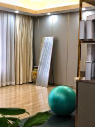 -Mamom club 慢会所(爱丁堡店)