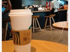 -星巴克臻选(成都来福士店)