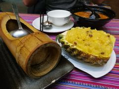 -香巴拉云南餐厅(华莱坞店)