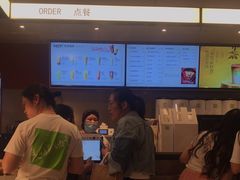 -奈雪的茶(市百一店)