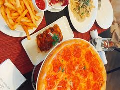 -WOLFGANG PUCK KITCHEN & BAR(迪士尼小镇店)