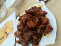 -茂丰梁化客家菜馆(东湖花园二号小区店)