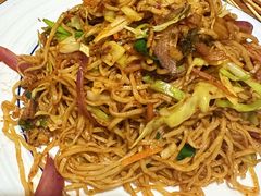 -六福烧烤酒馆(秦隆步行街店)