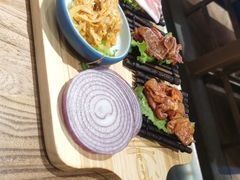 -明洞阿姨·韩式酱蟹烤肉·创意料理(三元桥店)