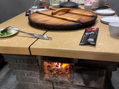 -万里闯关东铁锅炖菜馆(高新旗舰店)