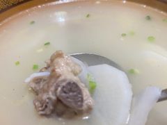 -富正毅三下锅·湘西韵味(天门山索道店)