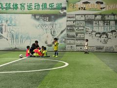 -飞梦少儿足球培训(塘桥校区)