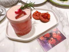 石榴的颜色-théATRE 茶聚场(王府中環店)