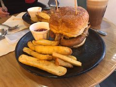 -HELLO 27 意面·沙拉·帕尼尼